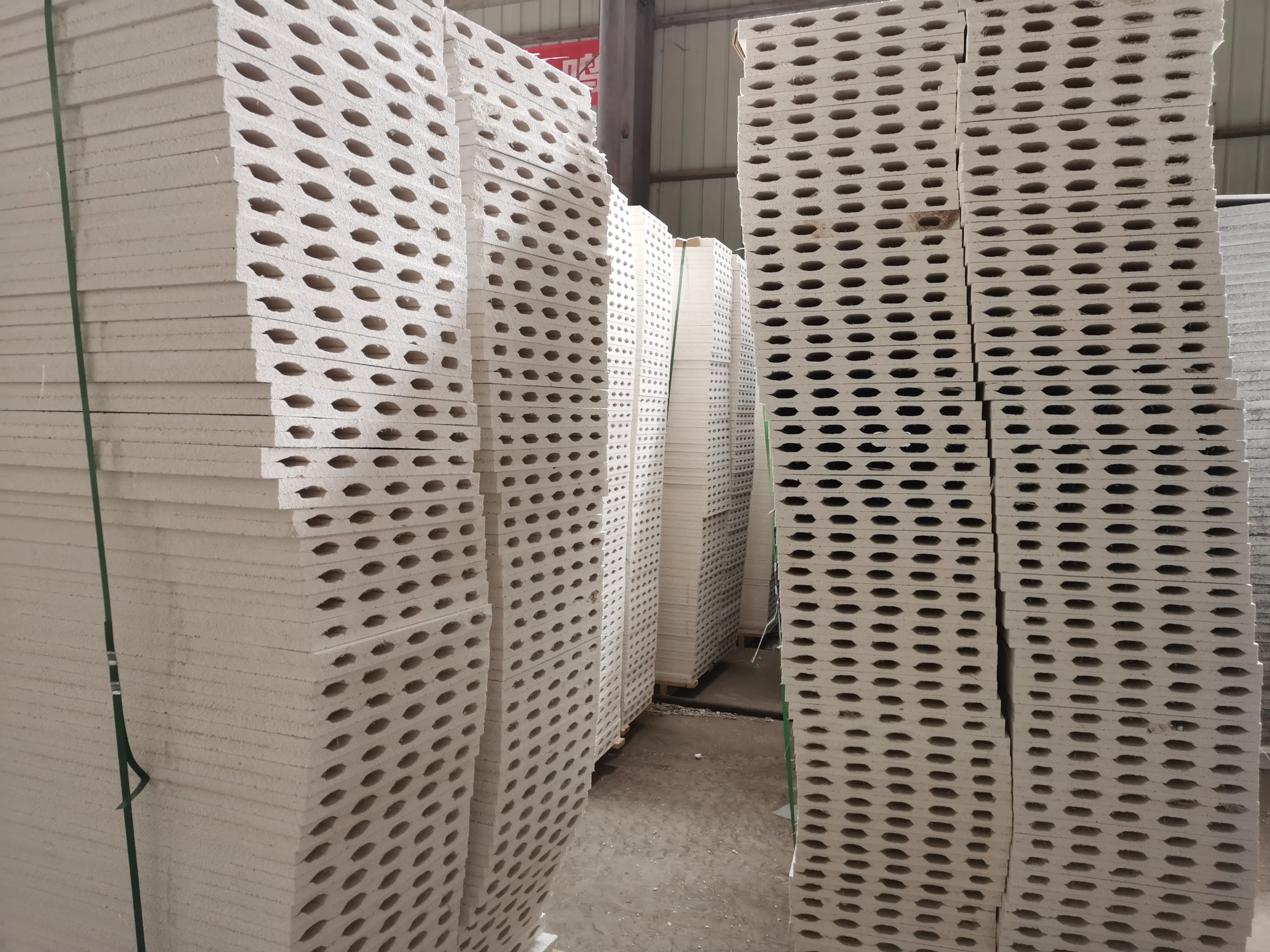 聚氨酯胶粘剂的工作原理